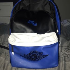 NIKE AIR/ JORDAN BAG